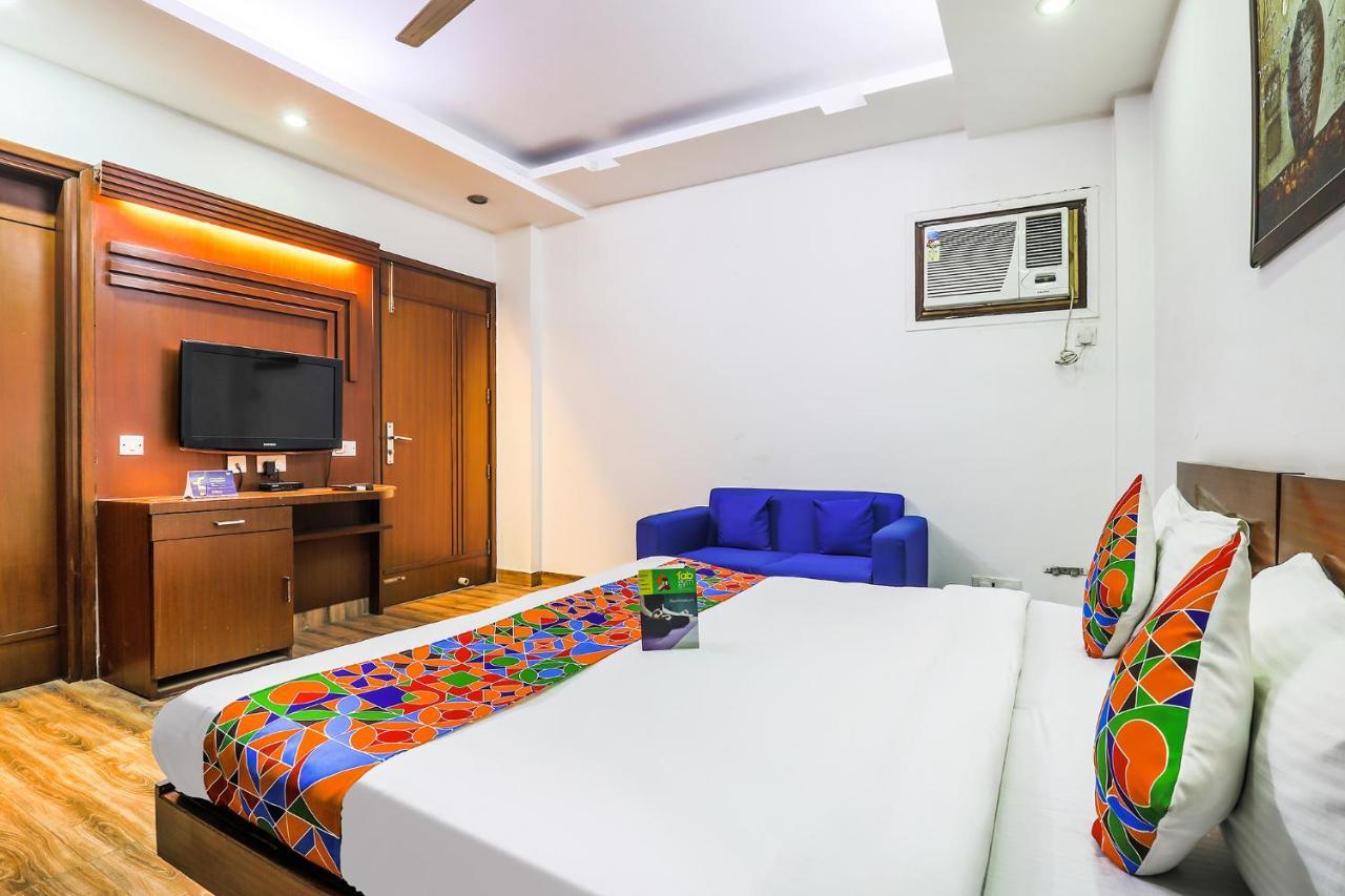 Fabhotel The Residency Dlf Galleria Γκουργκάον Εξωτερικό φωτογραφία