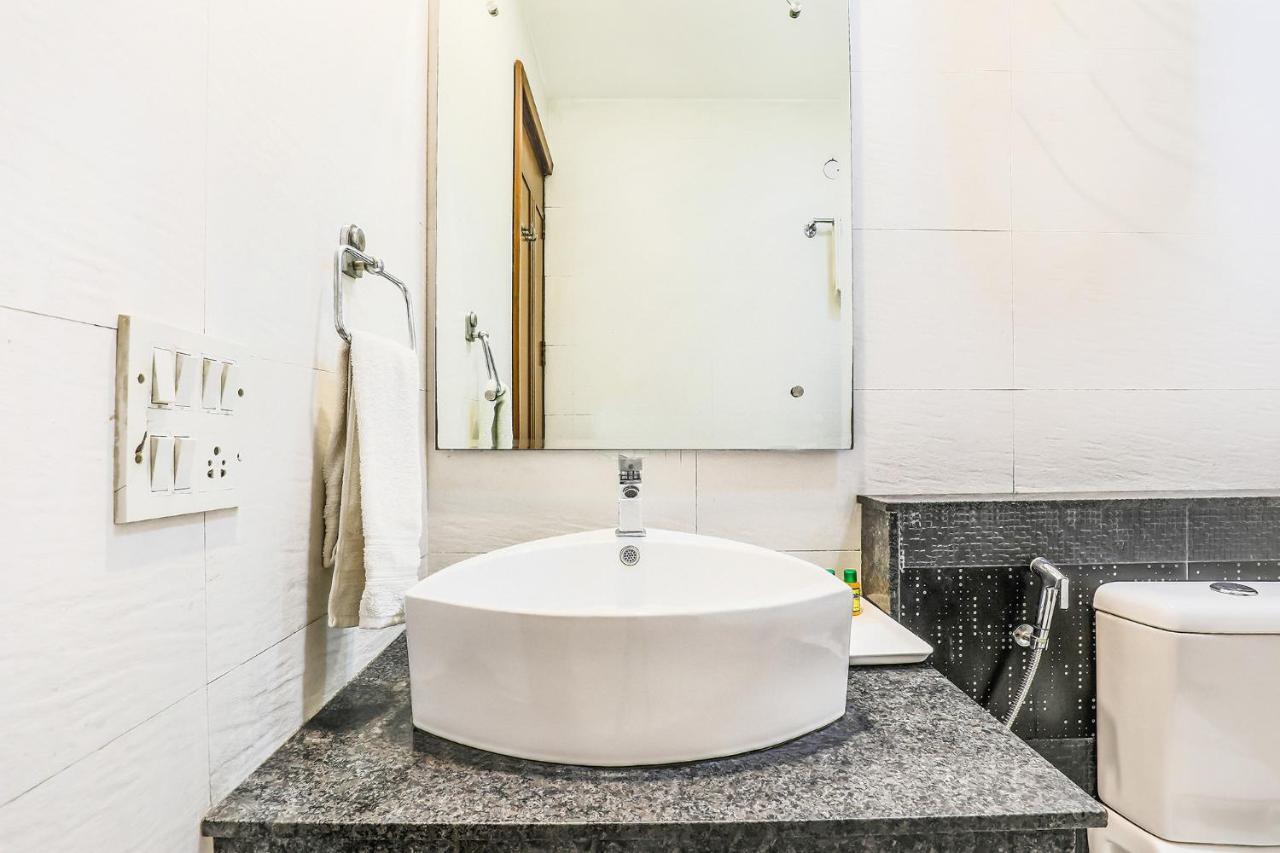 Fabhotel The Residency Dlf Galleria Γκουργκάον Εξωτερικό φωτογραφία