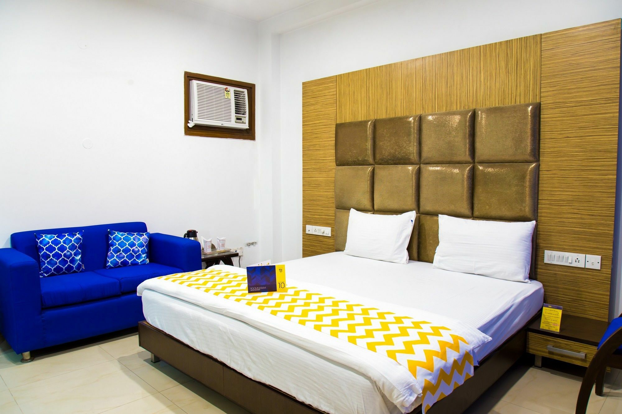 Fabhotel The Residency Dlf Galleria Γκουργκάον Εξωτερικό φωτογραφία