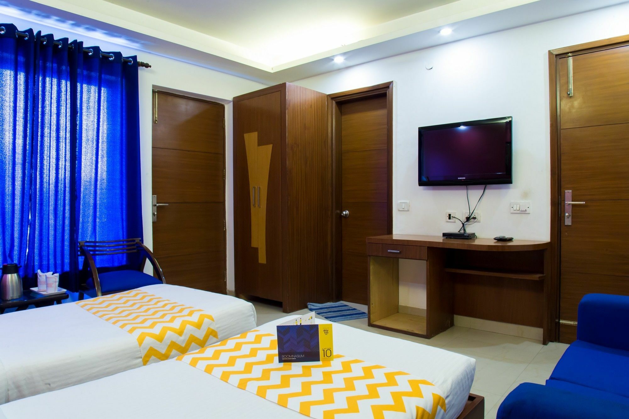 Fabhotel The Residency Dlf Galleria Γκουργκάον Εξωτερικό φωτογραφία