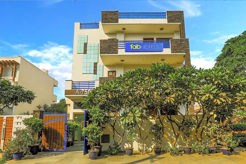 Fabhotel The Residency Dlf Galleria Γκουργκάον Εξωτερικό φωτογραφία